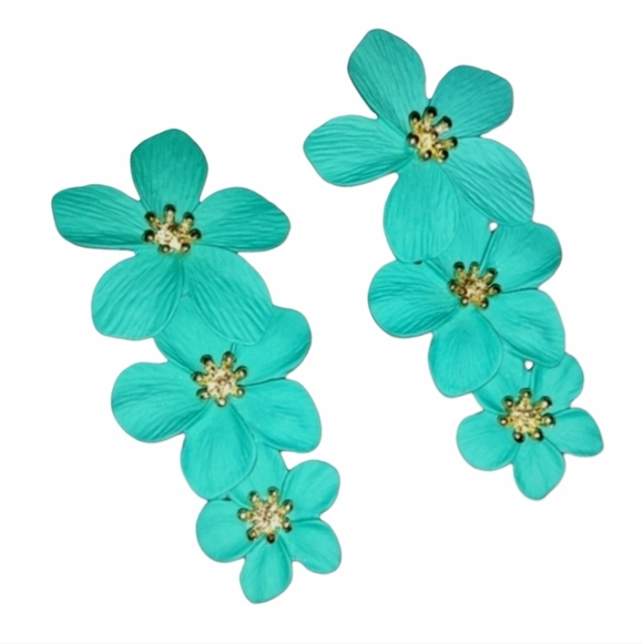 Boutique Jewelry - Big Aqua Blue Turquoise Triple Flower Blossom Earrings 3D Large Floral 3 Flowers